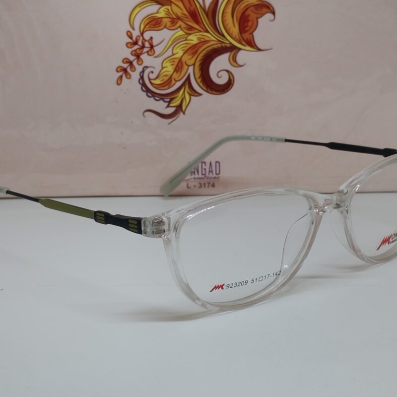 Cat-Eye Full Rim Eyeglasses, Transparent Colour